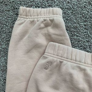 Aritzia Tna CozyAF Fleece Sweatpants Light Pink Medium